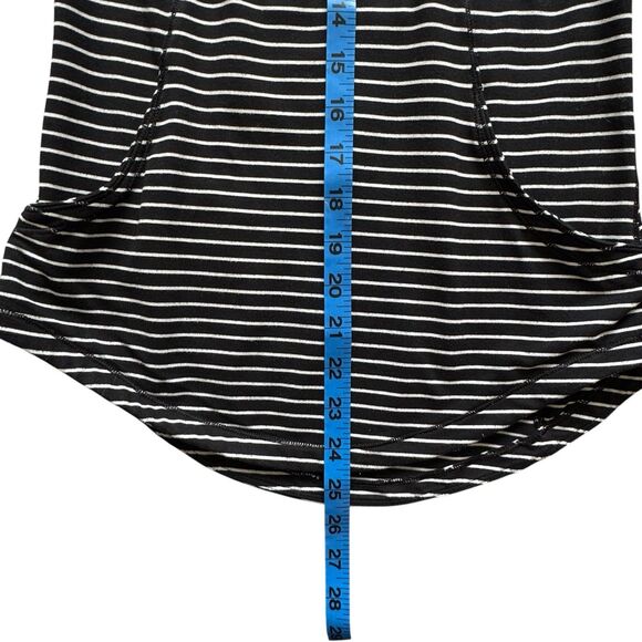 LULULEMON Black White Stripe Base Runner 1/2 Zip Rulu Active Pullover Top Size 4 - Picture 14 of 15